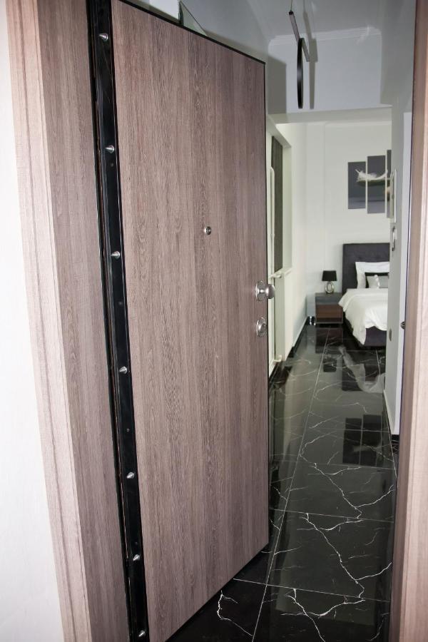 Chris Luxury Studio Ioannina Exterior foto